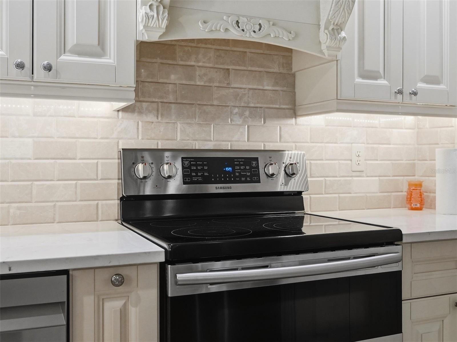 8209 Alhambra Ct Property Photo 13