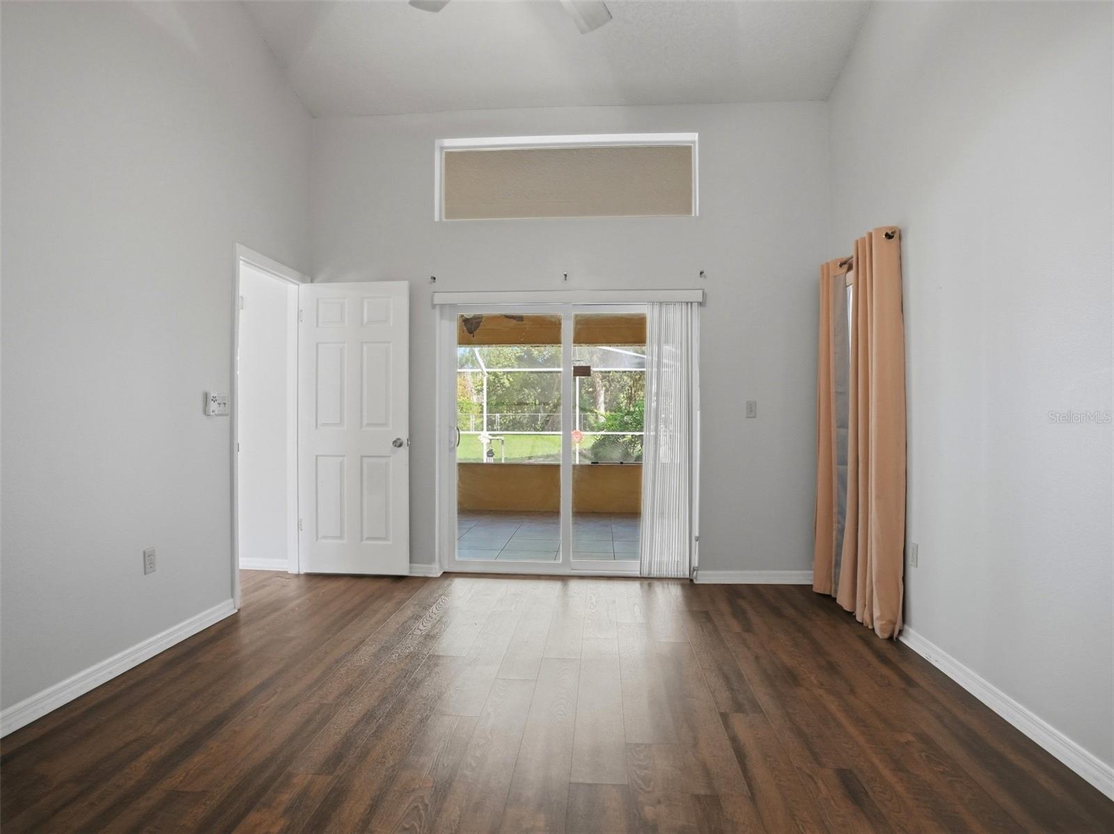 8209 Alhambra Ct Property Photo 17