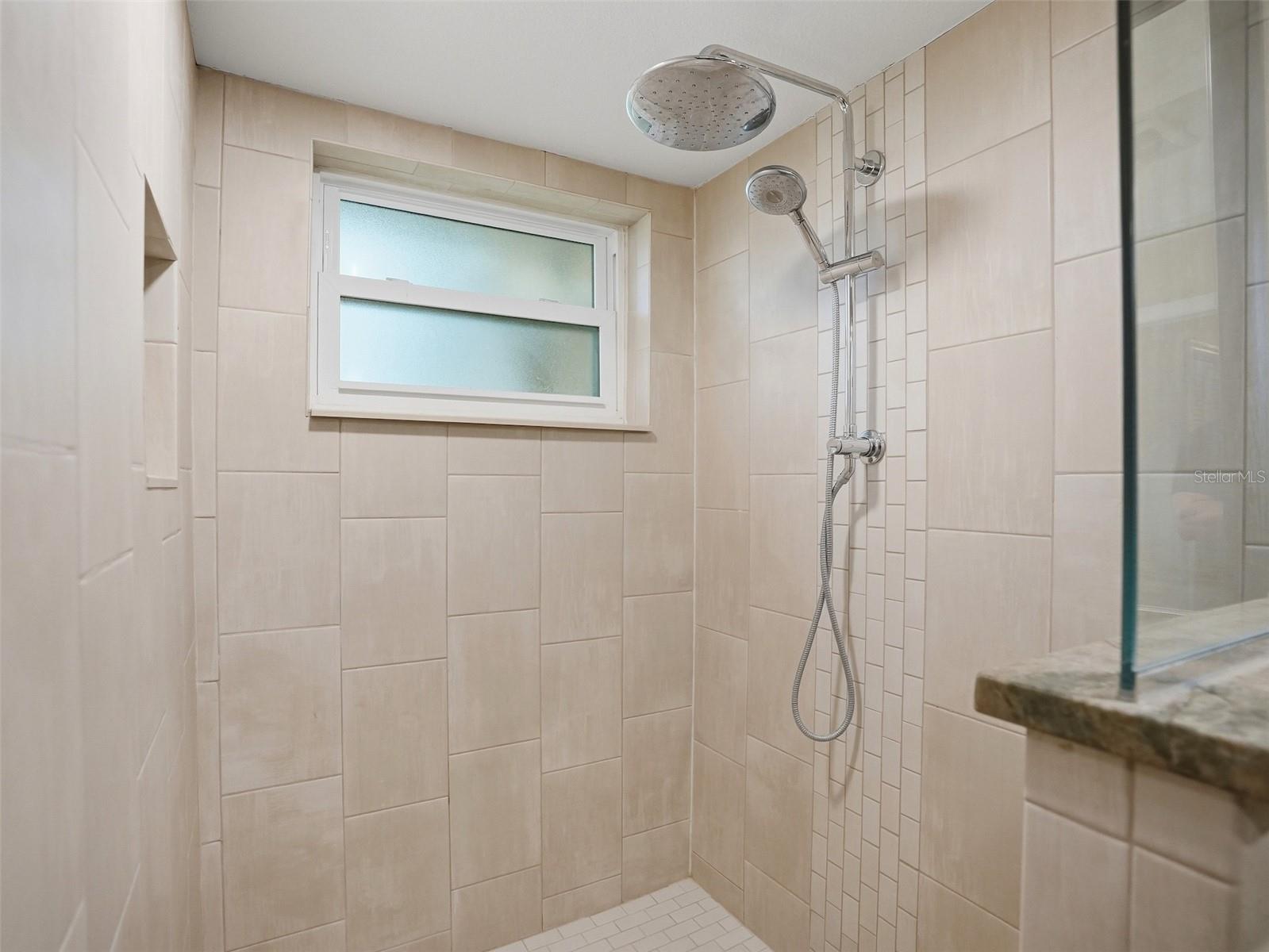 8209 Alhambra Ct Property Photo 25