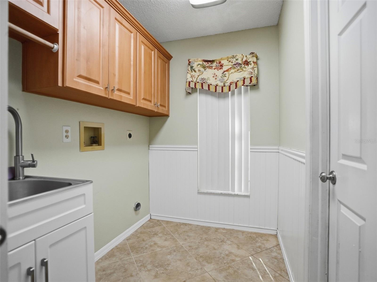 8209 Alhambra Ct Property Photo 26
