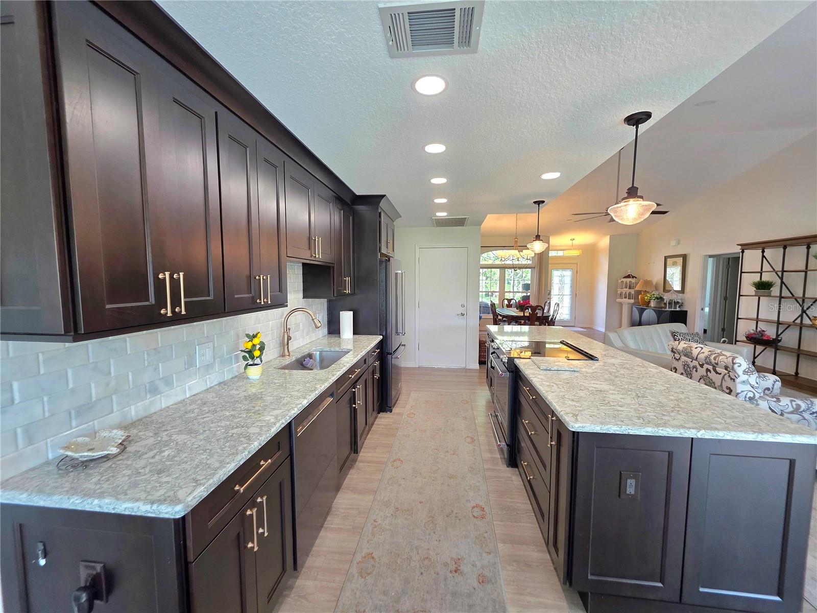 7358 Woodhollow Rd Property Photo 12