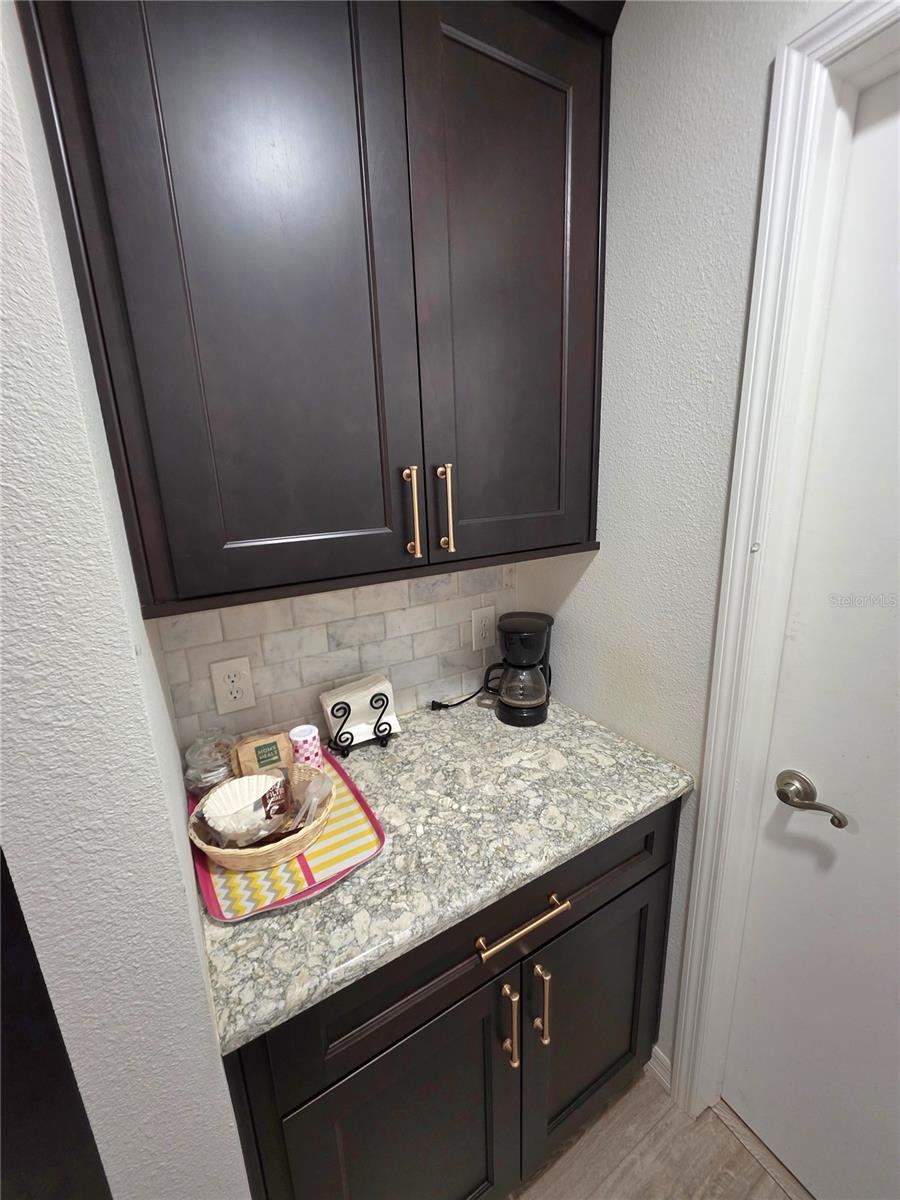 7358 Woodhollow Rd Property Photo 13