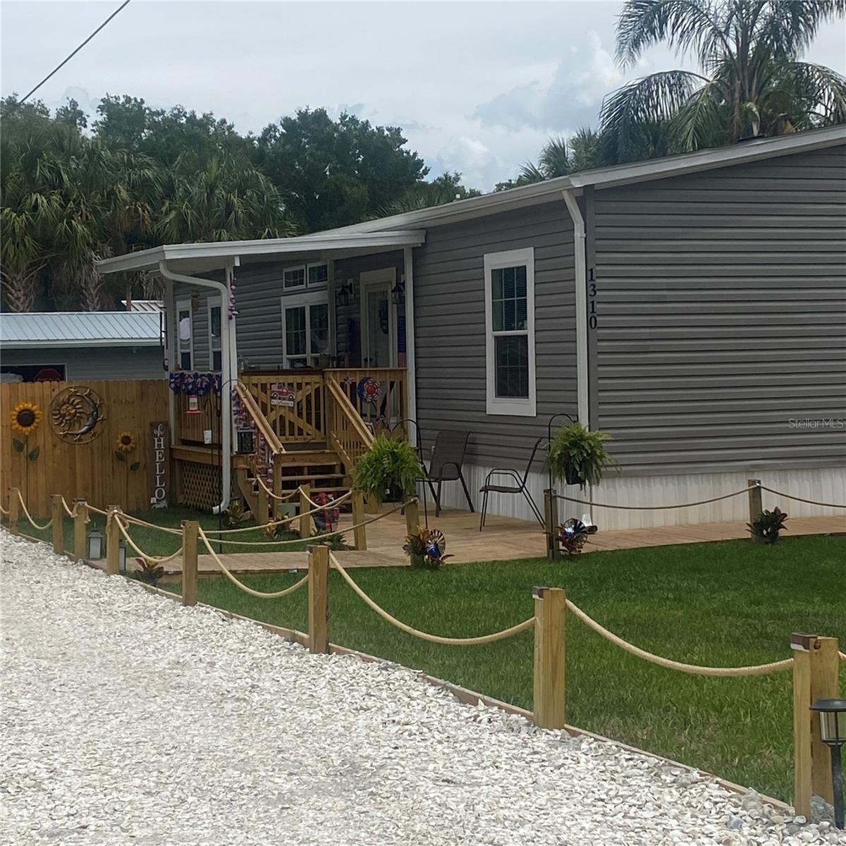 1310 Shady Cove Rd W Property Photo 6