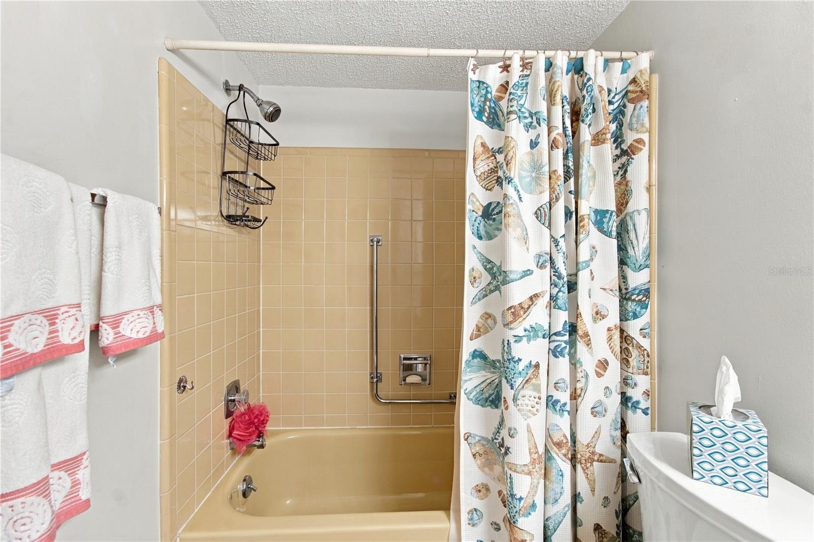 8220 Seven Oaks Ct #5 Property Photo 16