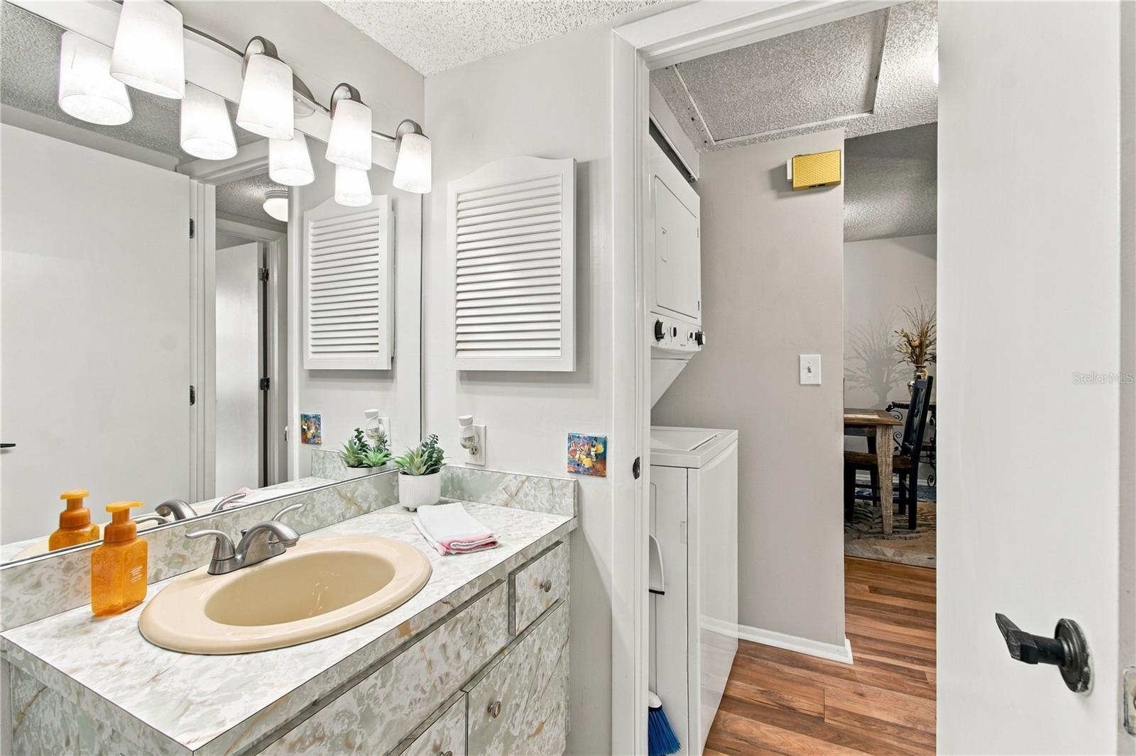 8220 Seven Oaks Ct #5 Property Photo 17