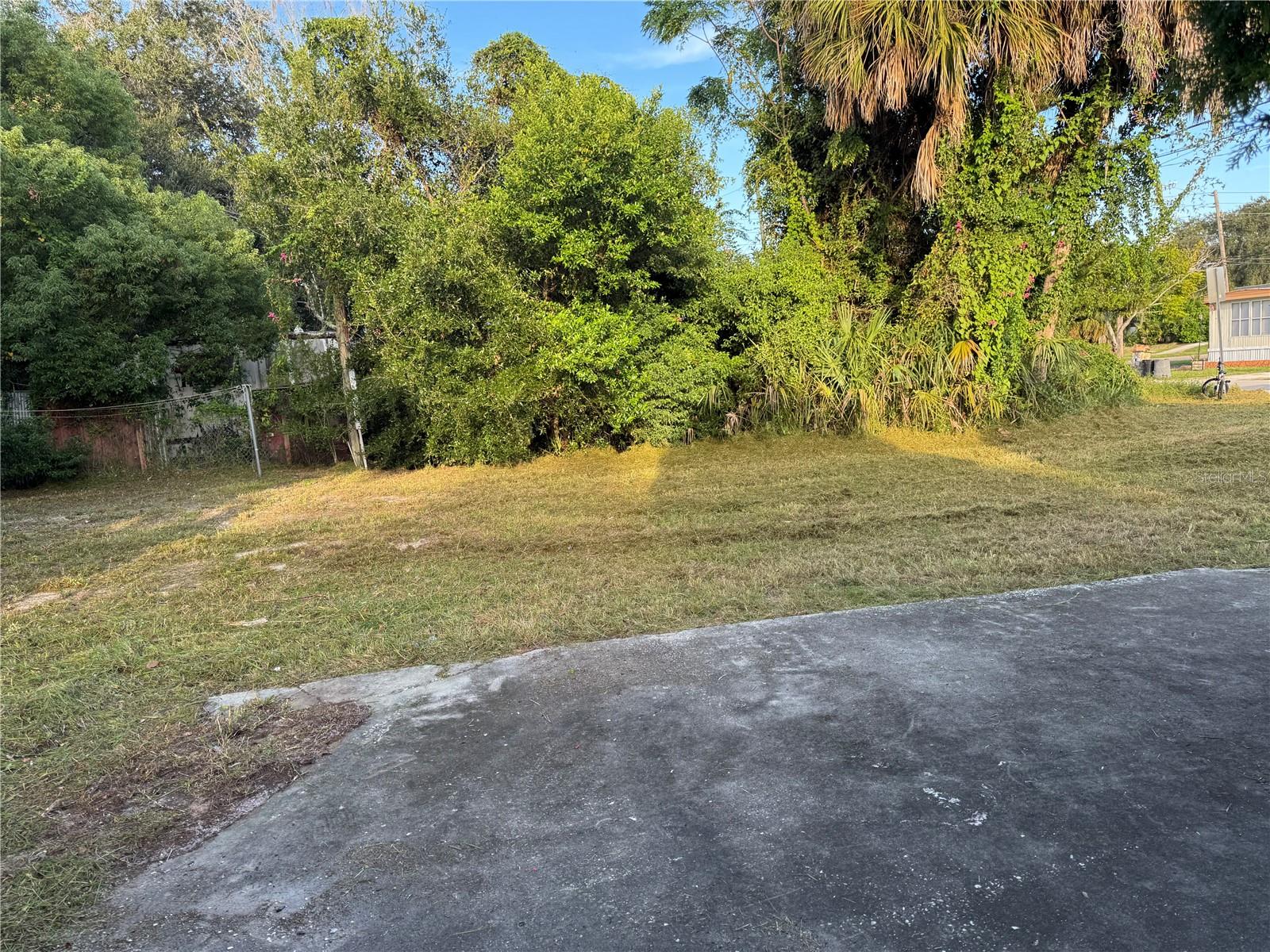 6514 Celeste Ln Property Photo 5