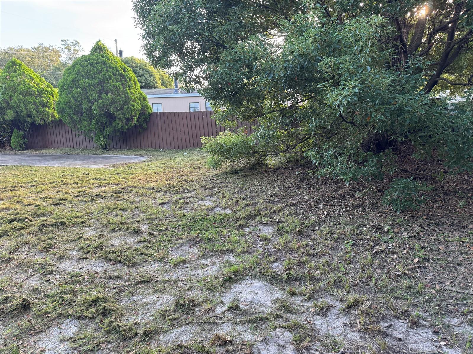 6514 Celeste Ln Property Photo 8