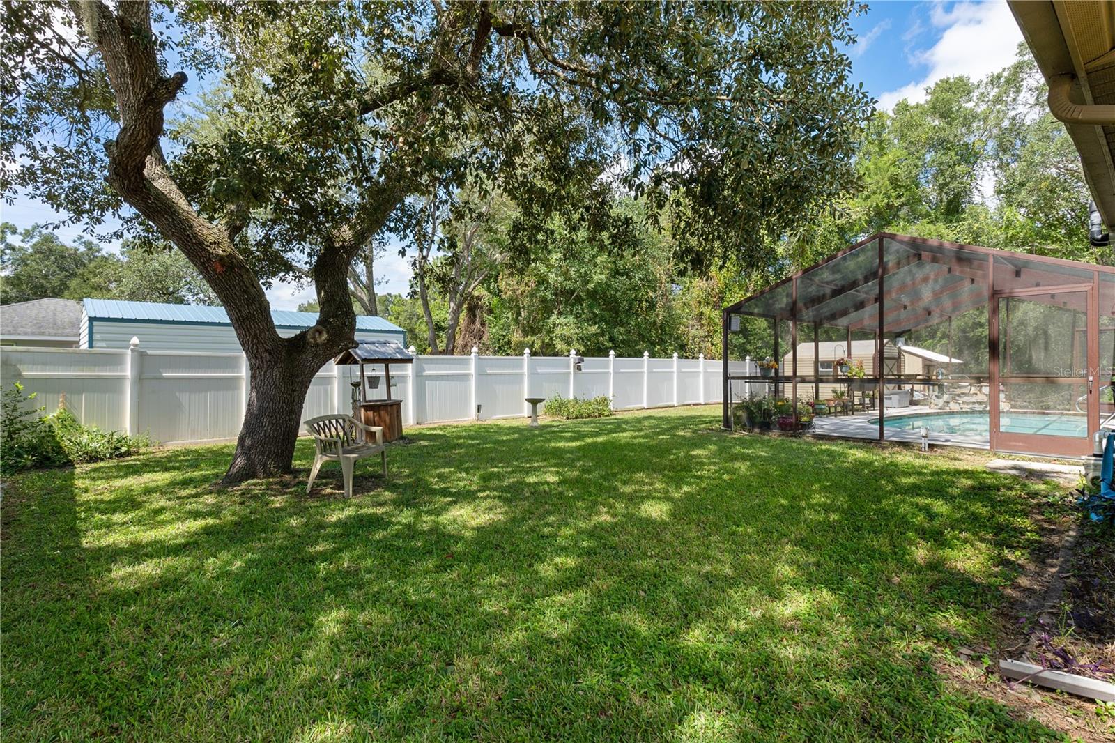 915 Stetson Ter Property Photo 35
