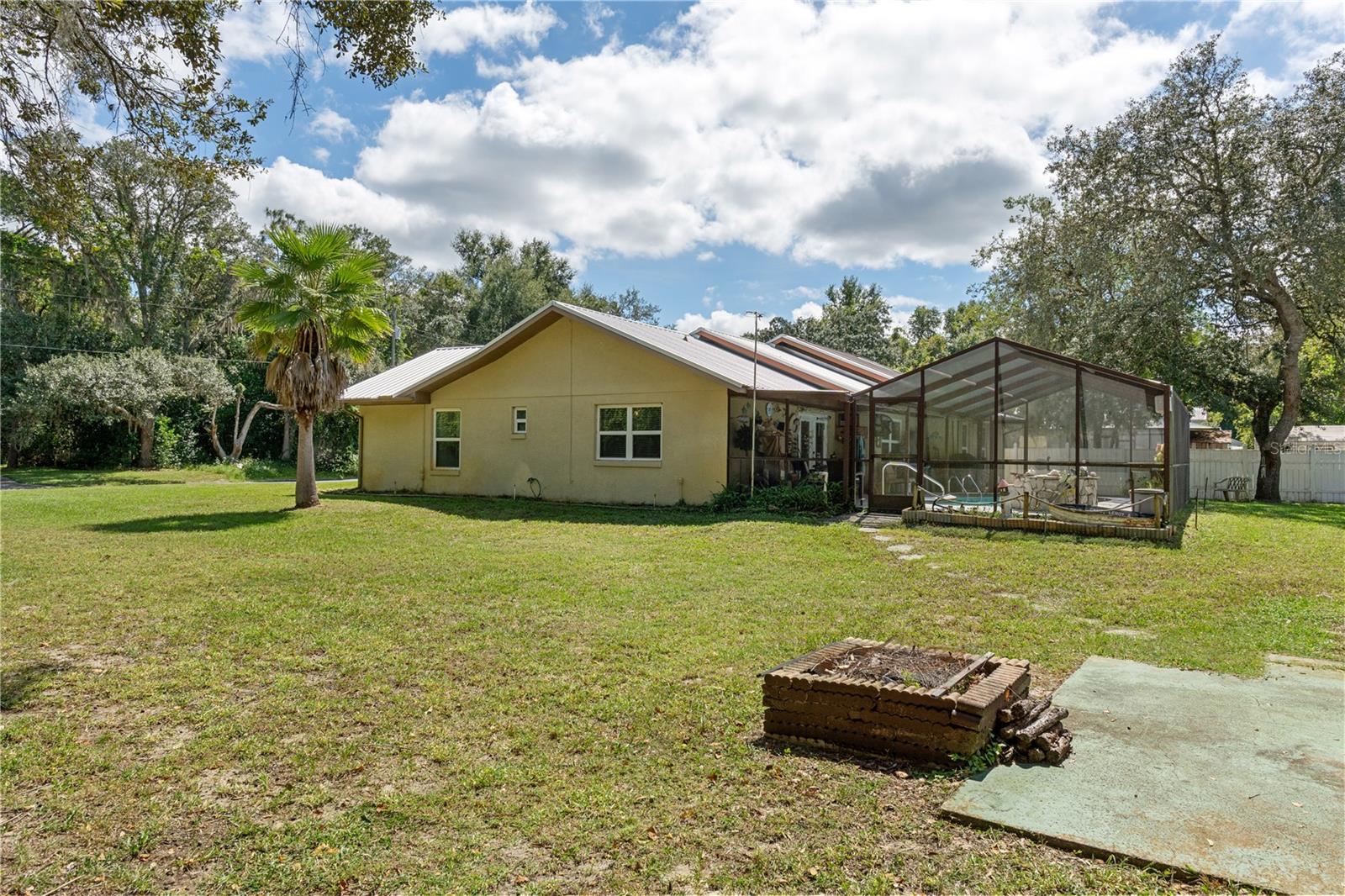 915 Stetson Ter Property Photo 41