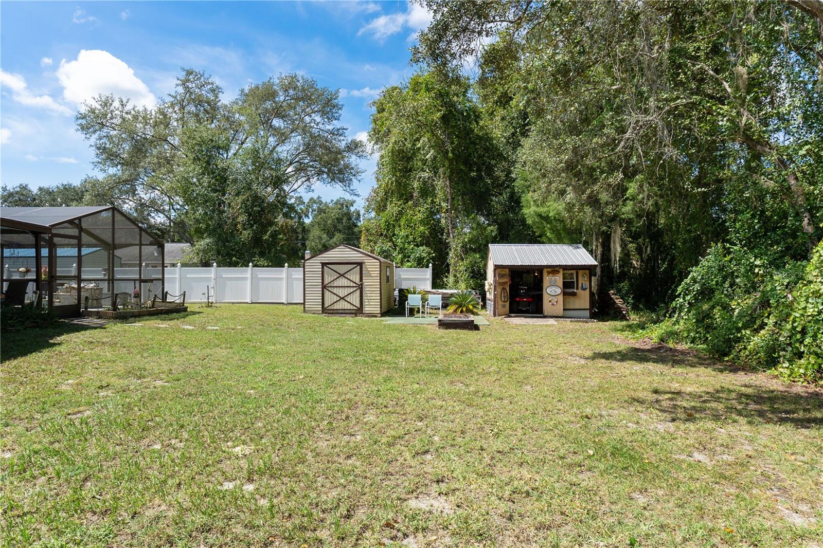 915 Stetson Ter Property Photo 43
