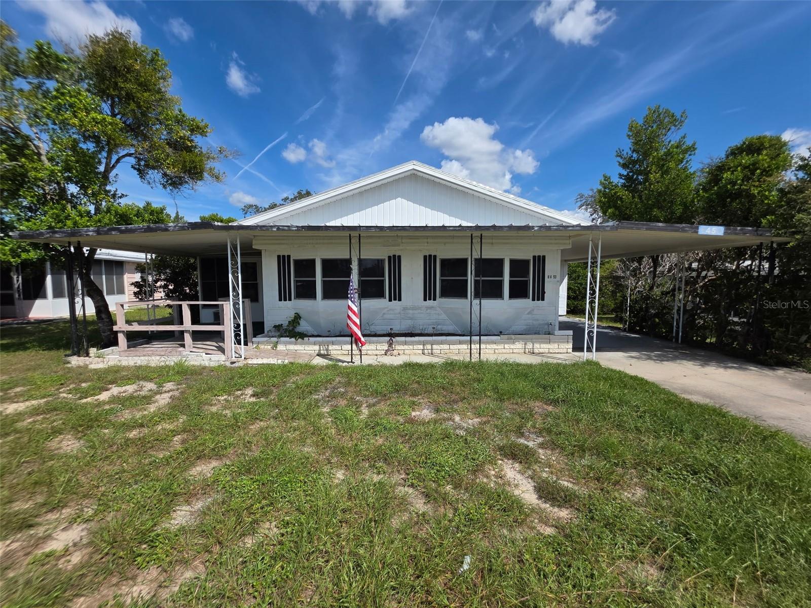 8453 HIGHPOINT BLVD Property Photo 1