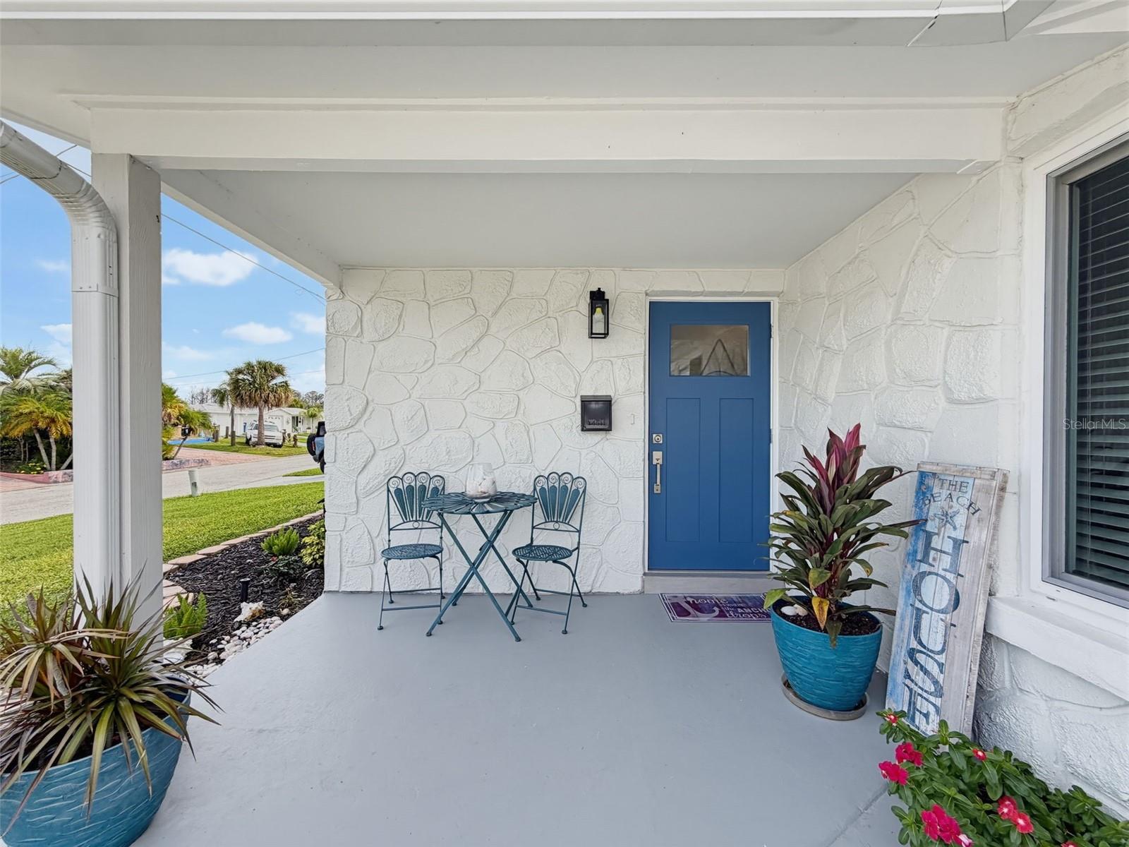 6618 Leeside Isle Property Photo 5