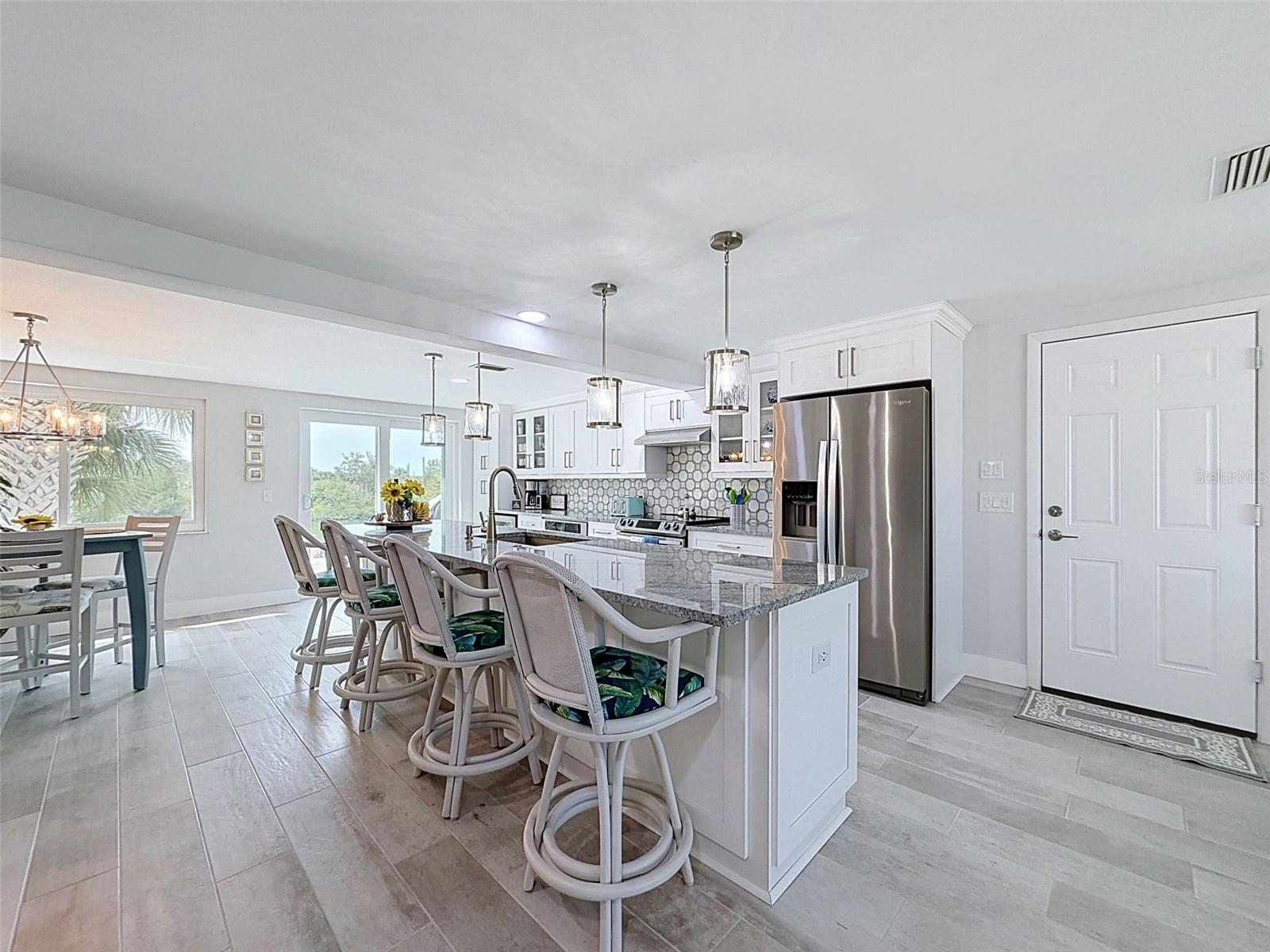 6618 Leeside Isle Property Photo 12