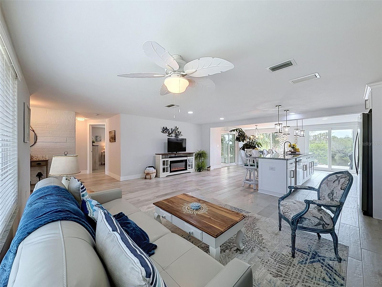 6618 Leeside Isle Property Photo 20