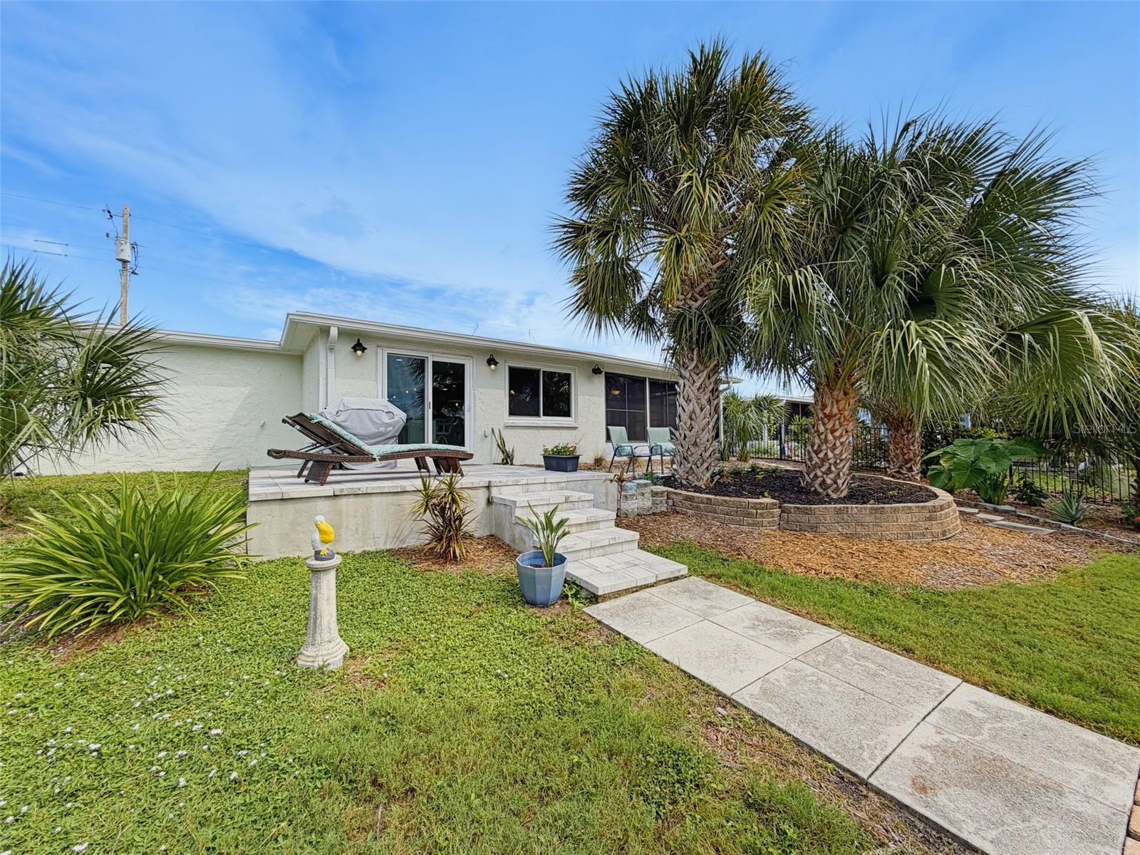 6618 Leeside Isle Property Photo 38