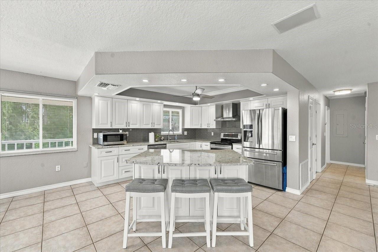 6744 Seaview Blvd Property Photo 16