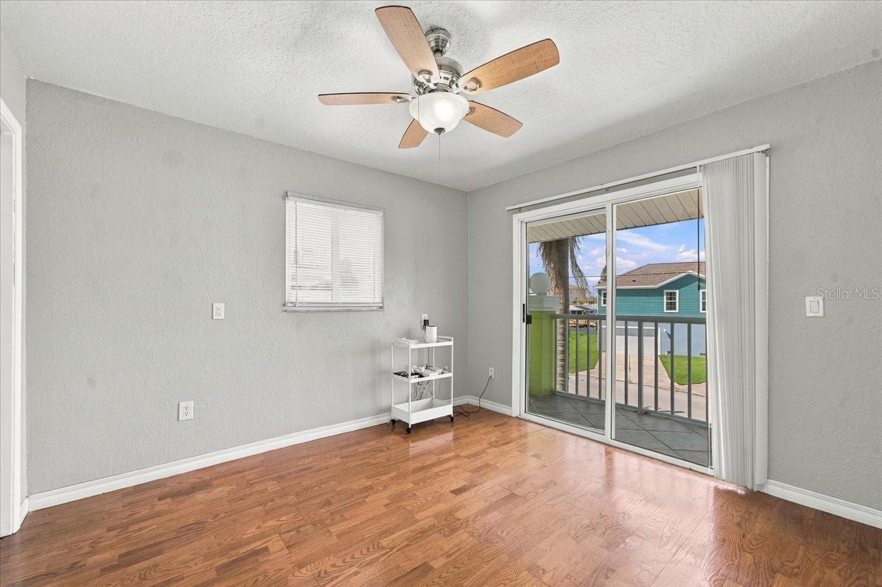 6744 Seaview Blvd Property Photo 38