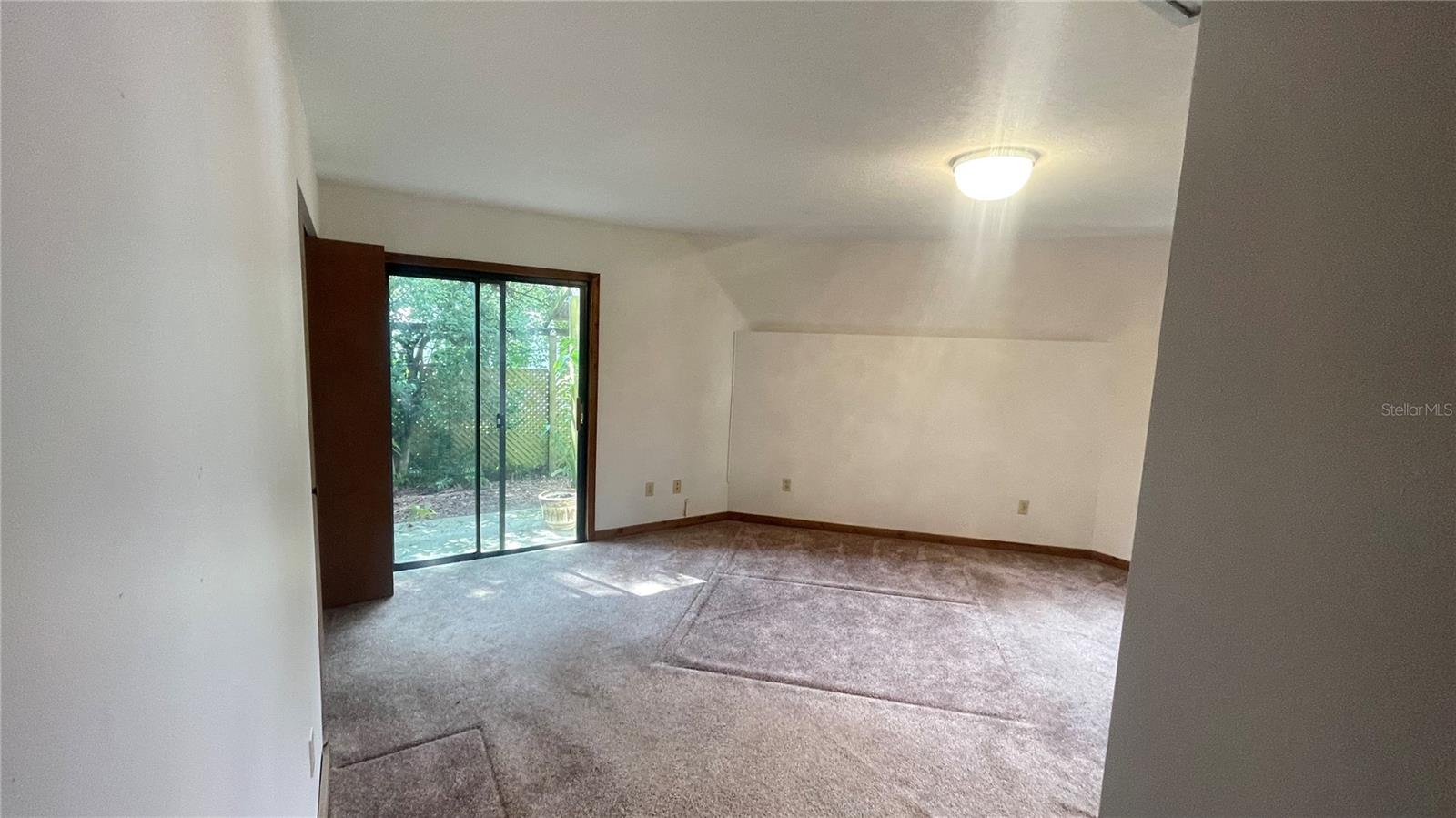 21004 Negril Ct Property Photo 17