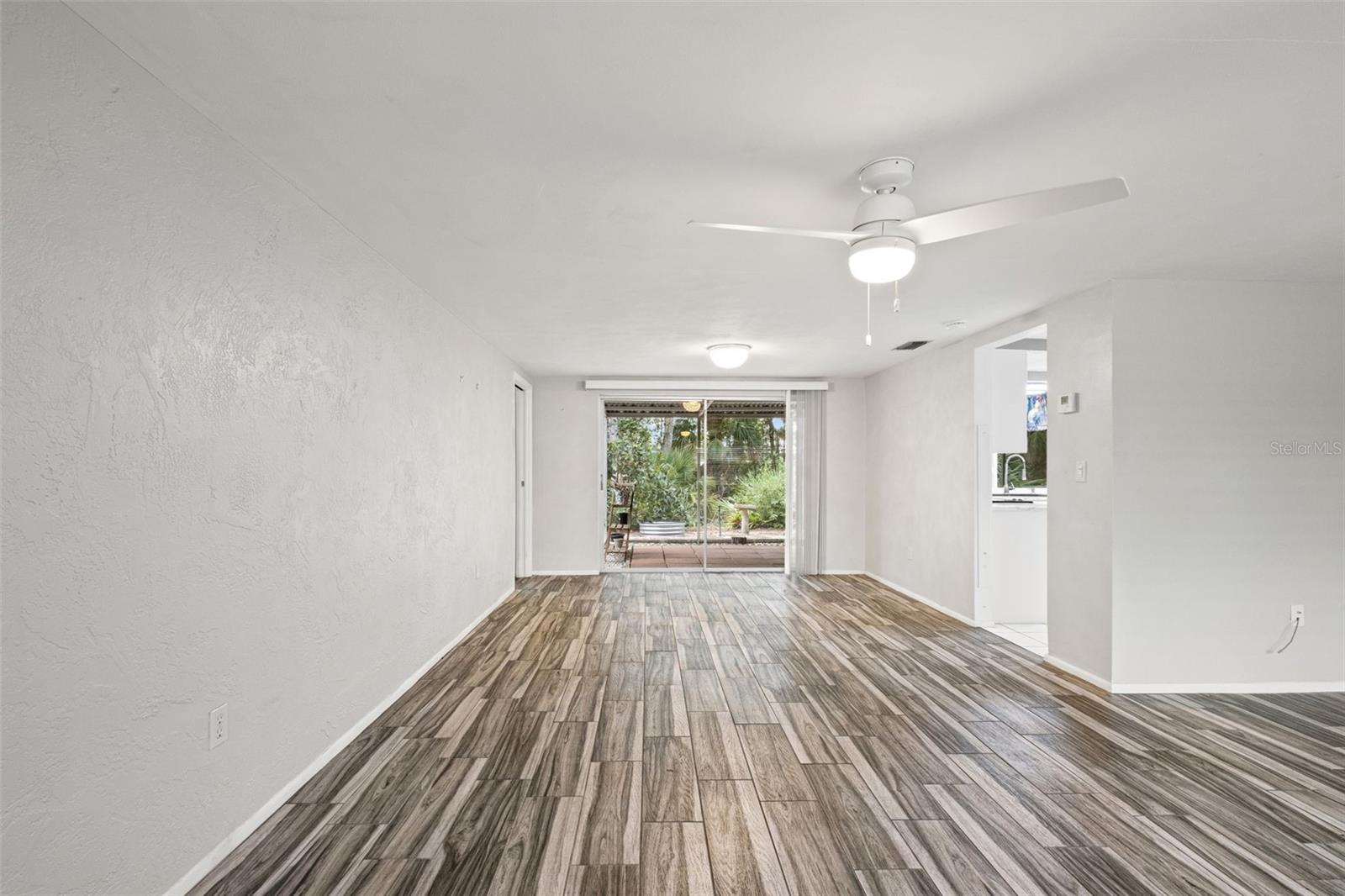 8024 Beaver Creek Loop Property Photo 8