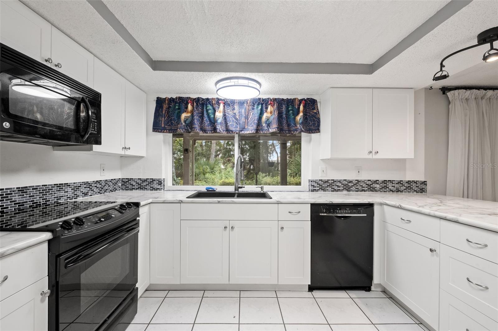 8024 Beaver Creek Loop Property Photo 16