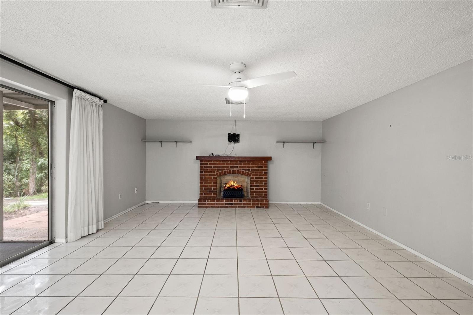 8024 Beaver Creek Loop Property Photo 25