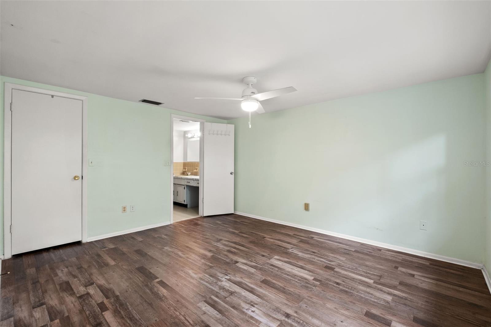 8024 Beaver Creek Loop Property Photo 29
