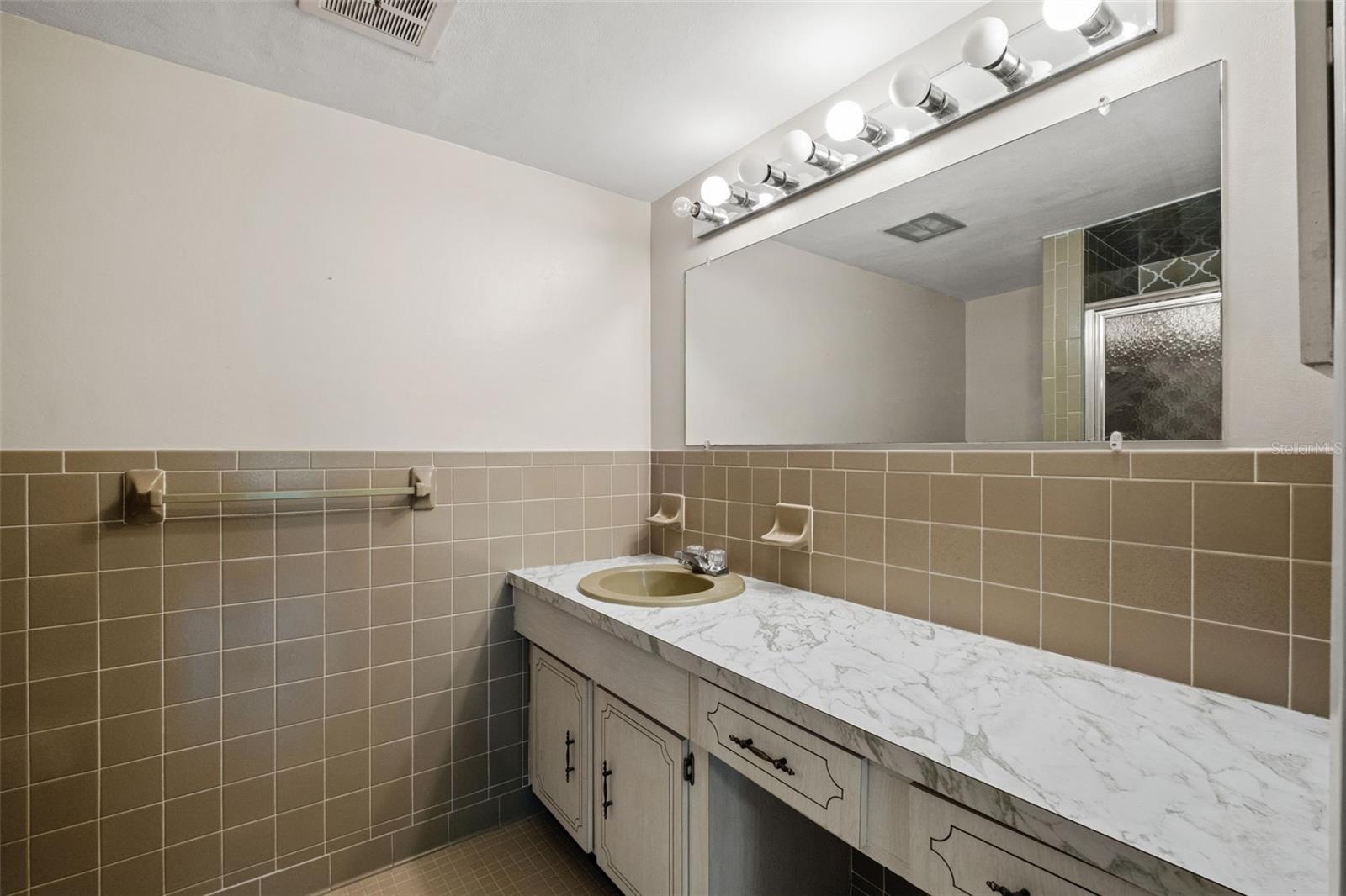 8024 Beaver Creek Loop Property Photo 32