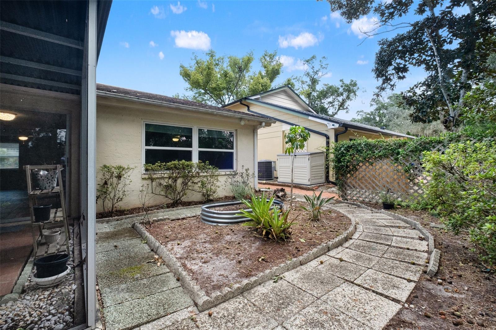 8024 Beaver Creek Loop Property Photo 43