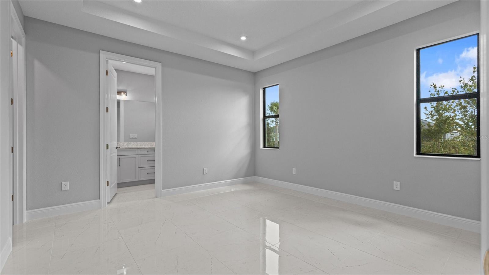 14363 Hammock Oak St Property Photo 16