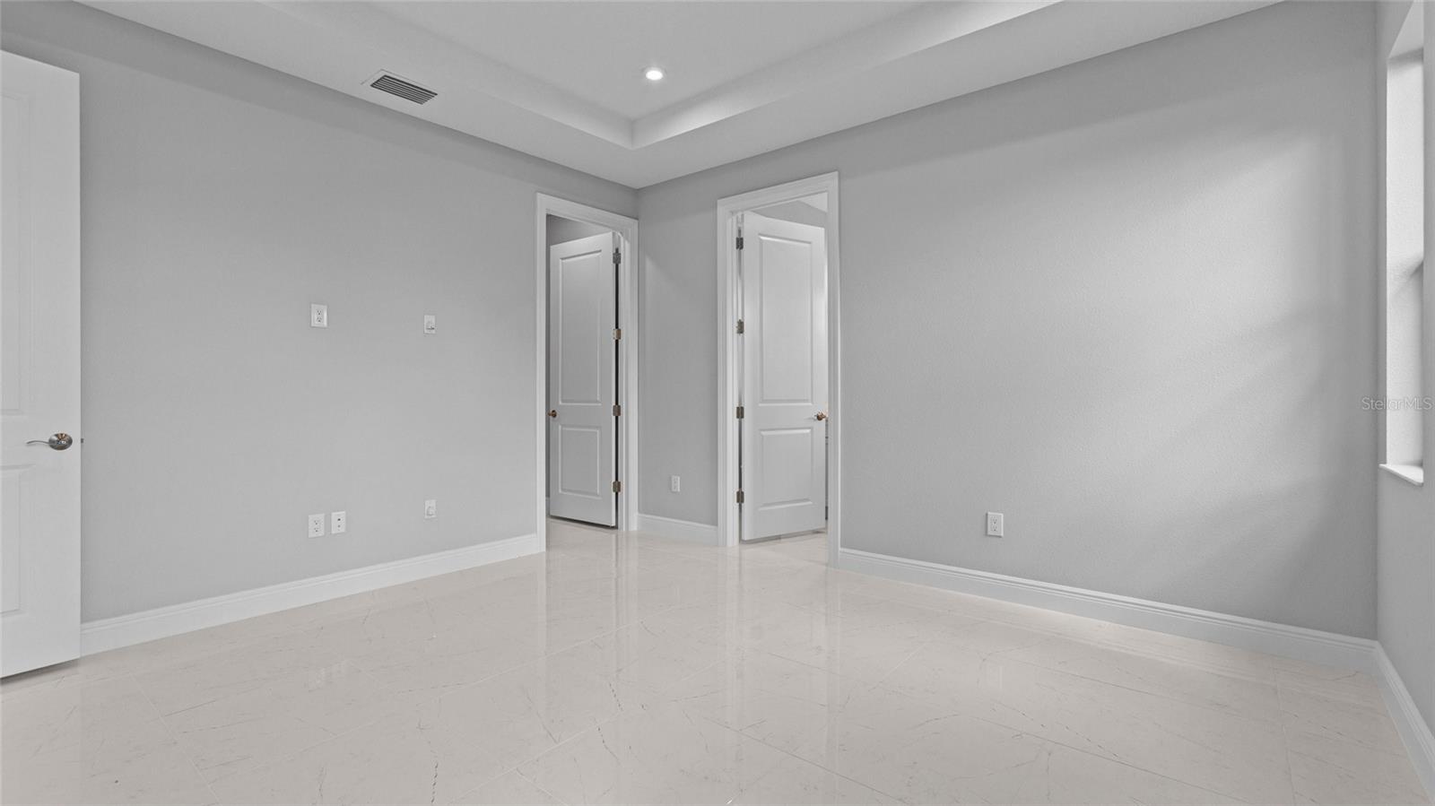 14363 Hammock Oak St Property Photo 17
