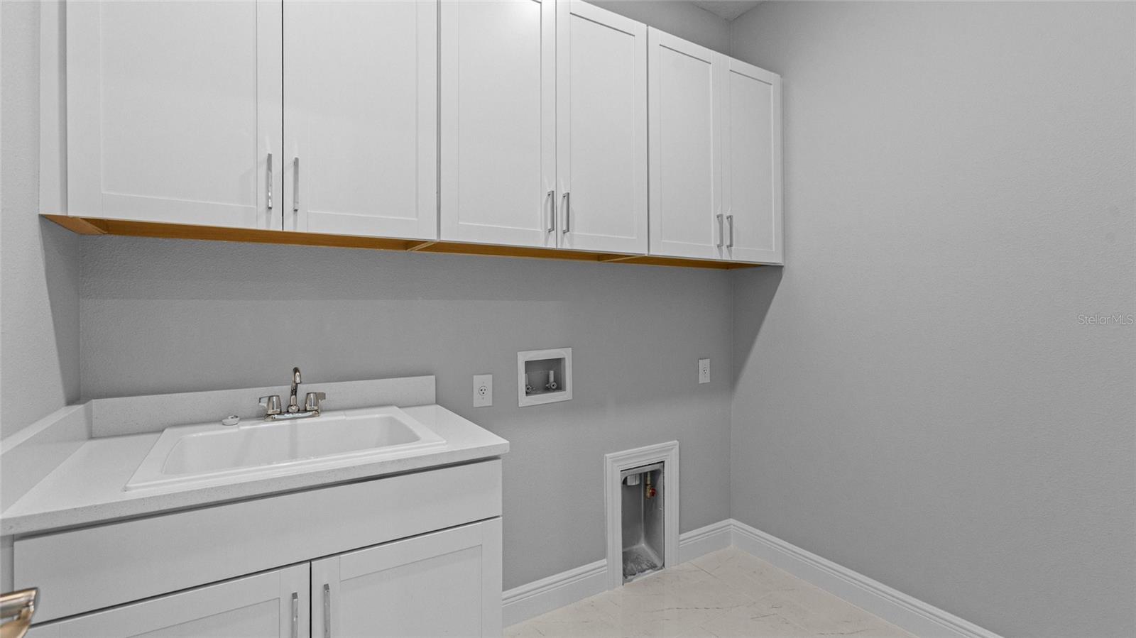 14363 Hammock Oak St Property Photo 22