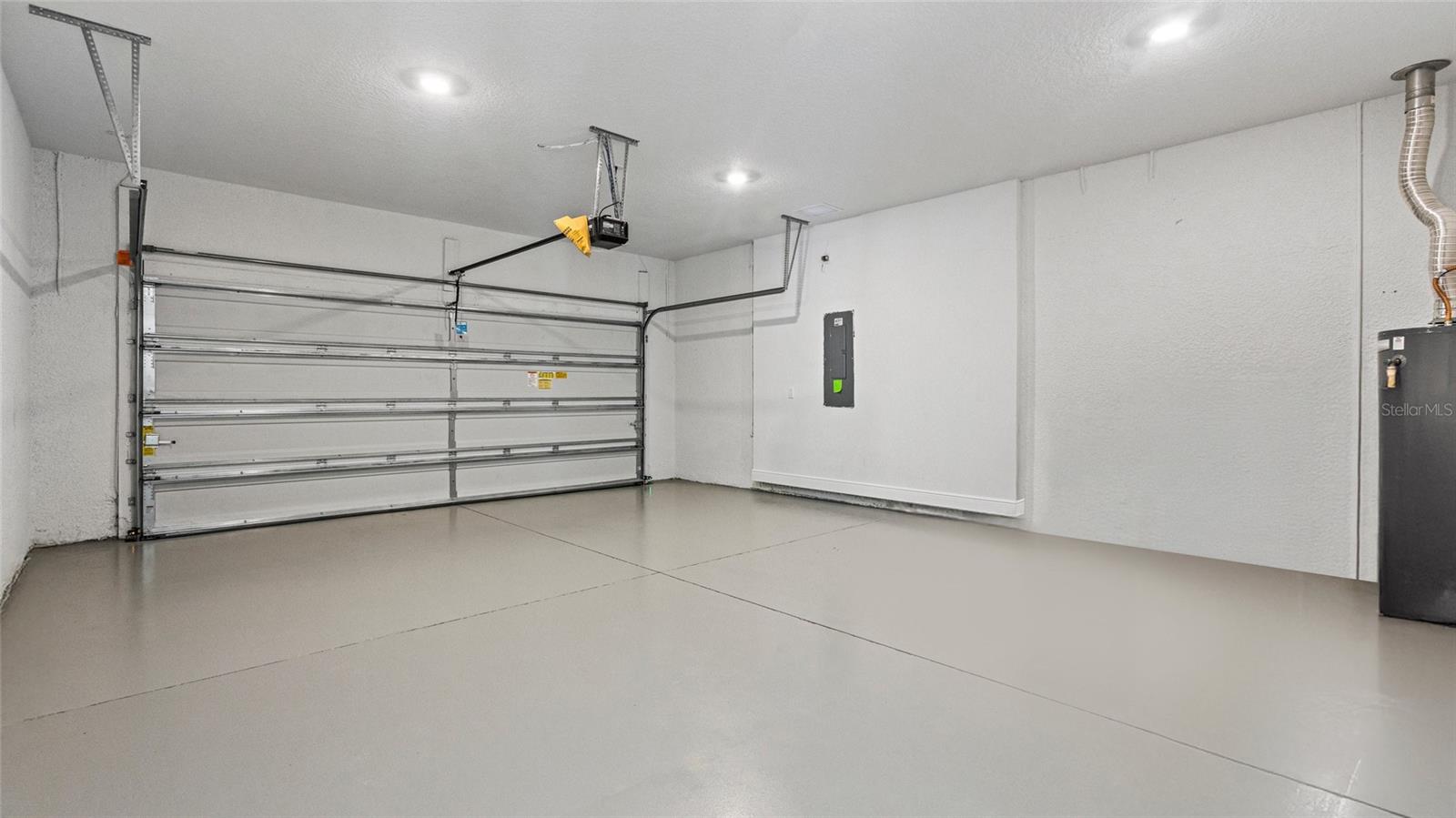 14363 Hammock Oak St Property Photo 23