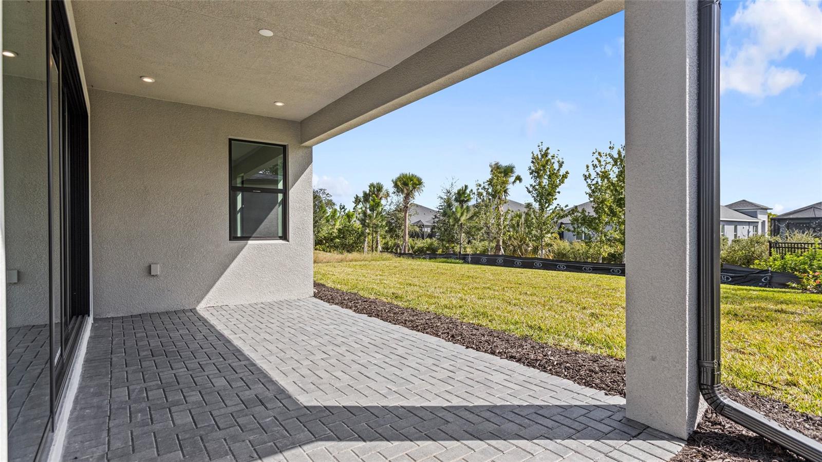 14363 Hammock Oak St Property Photo 25