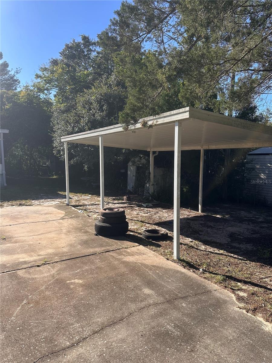 8323 Evergreen Property Photo 5