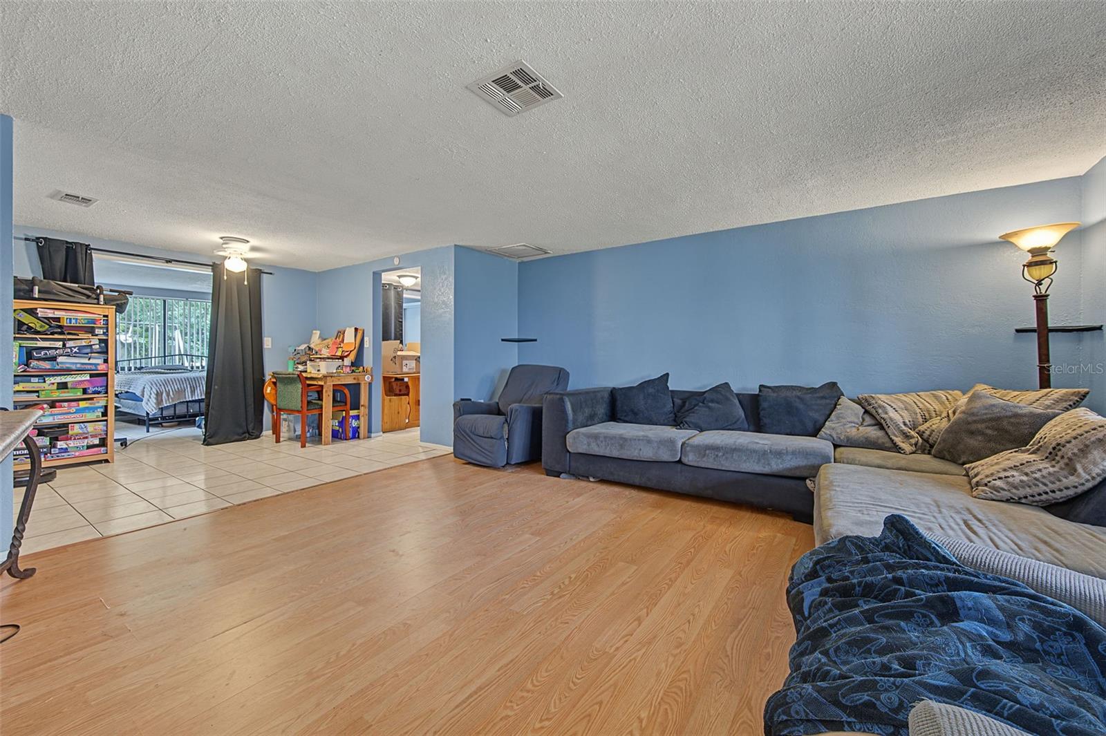 7234 Ashwood Dr Property Photo 6