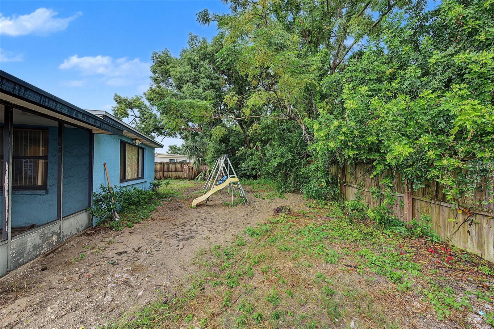 7234 Ashwood Dr Property Photo 25