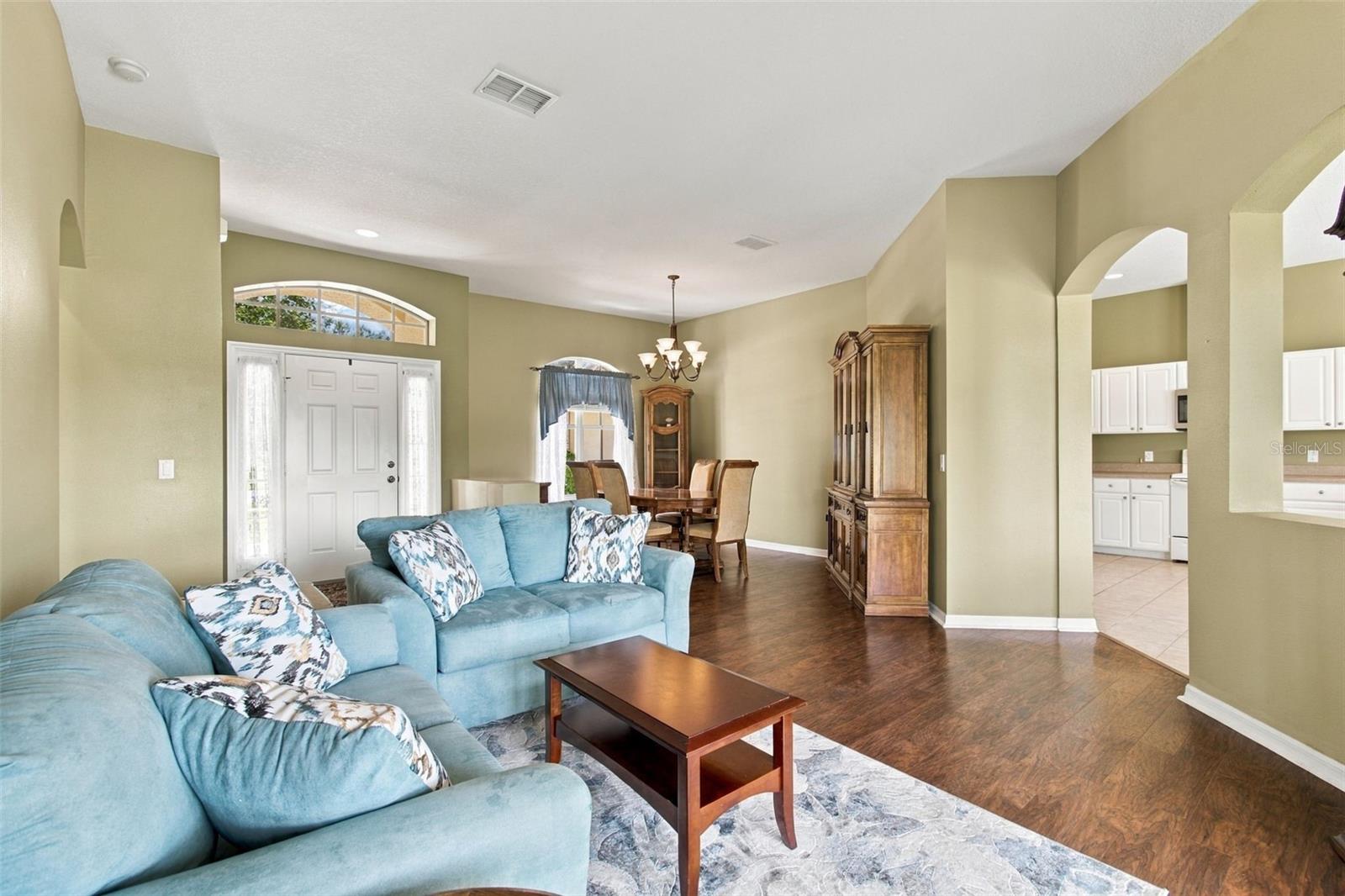 2393 Old Oak Trl Property Photo 12