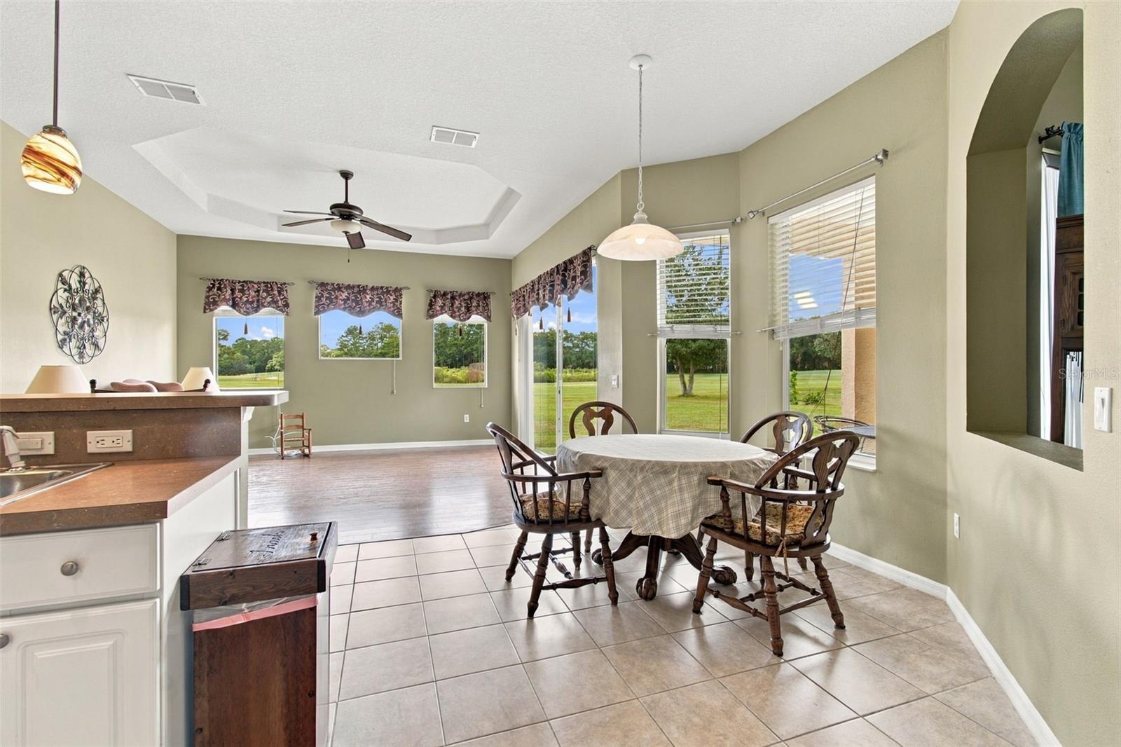 2393 Old Oak Trl Property Photo 23