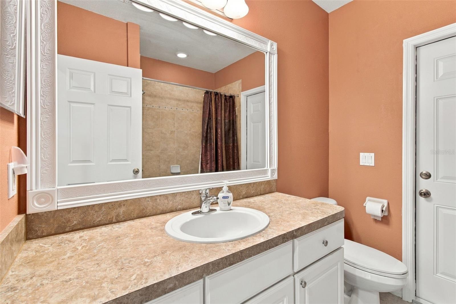 2393 Old Oak Trl Property Photo 52