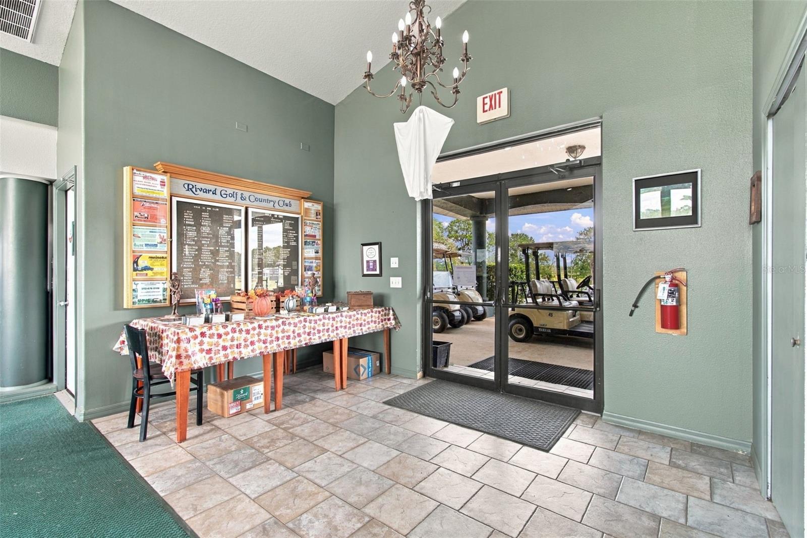 2393 Old Oak Trl Property Photo 68