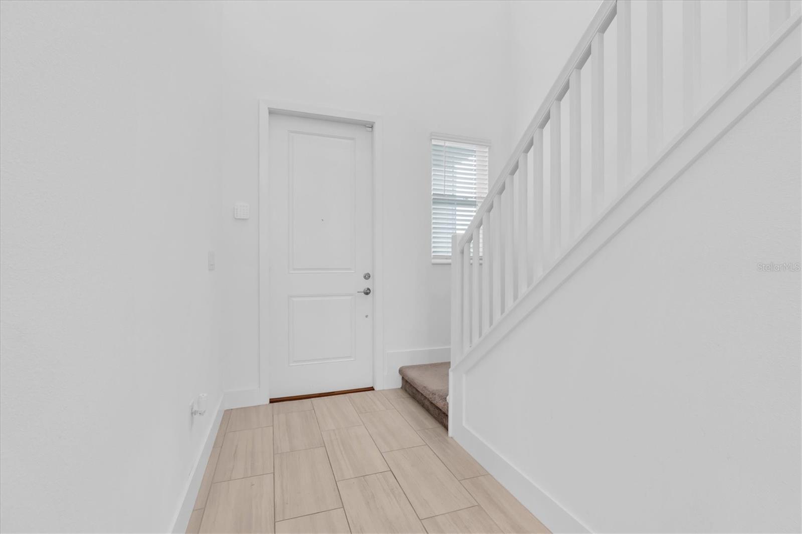 8220 Rolling Tides Dr Property Photo 17