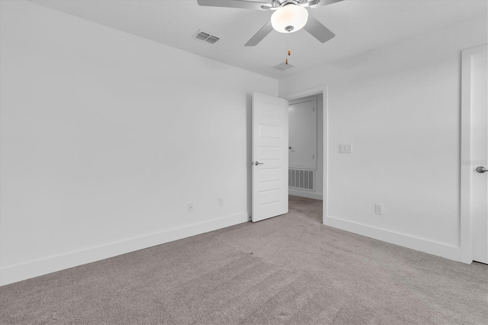 8220 Rolling Tides Dr Property Photo 32