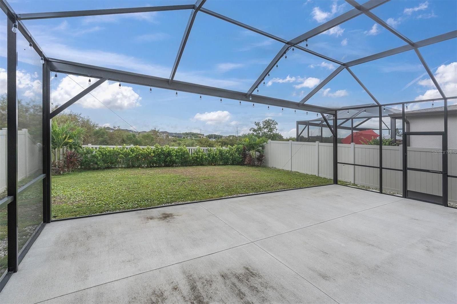 8220 Rolling Tides Dr Property Photo 44