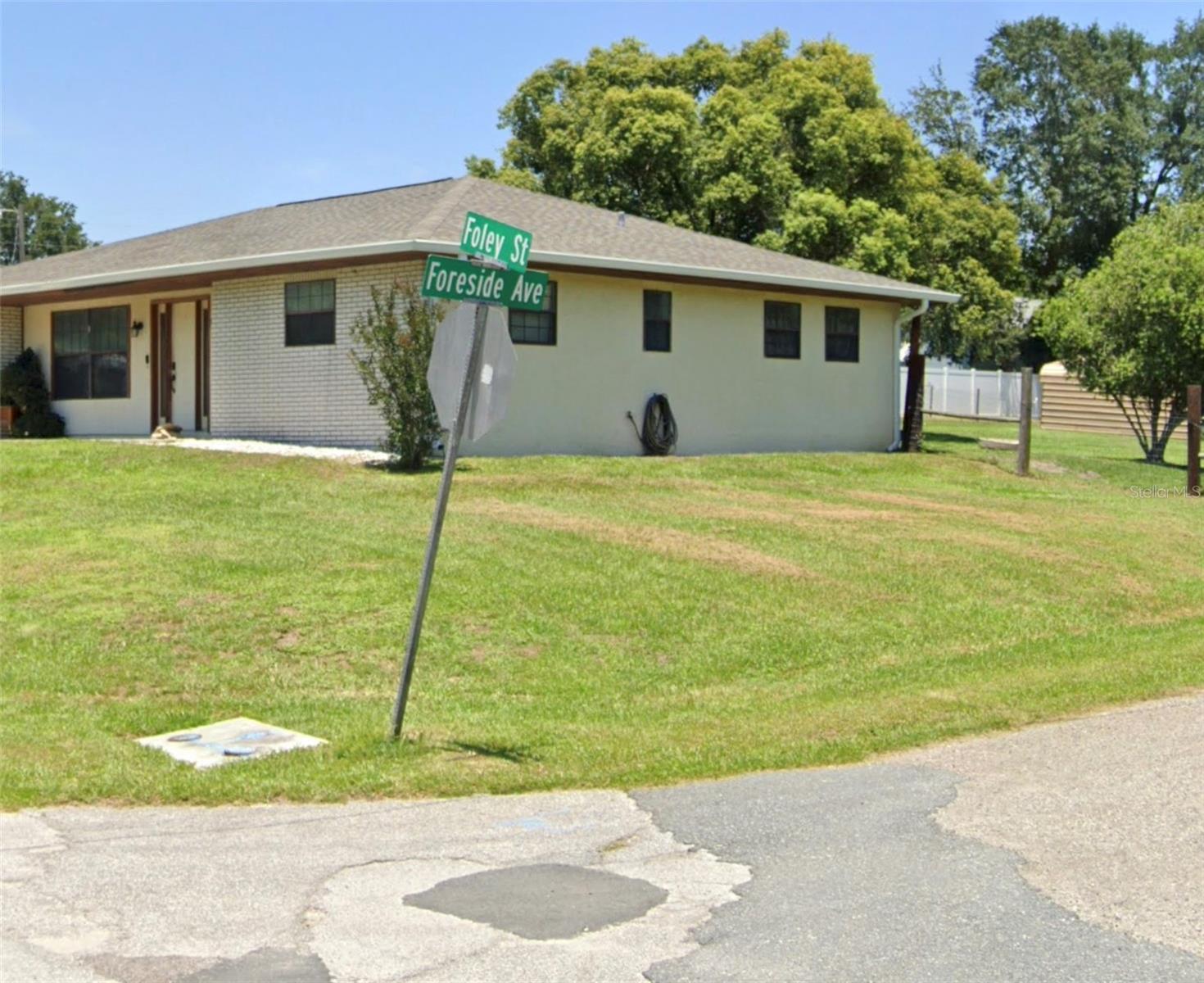 23154 Foreside Ave Property Photo 5