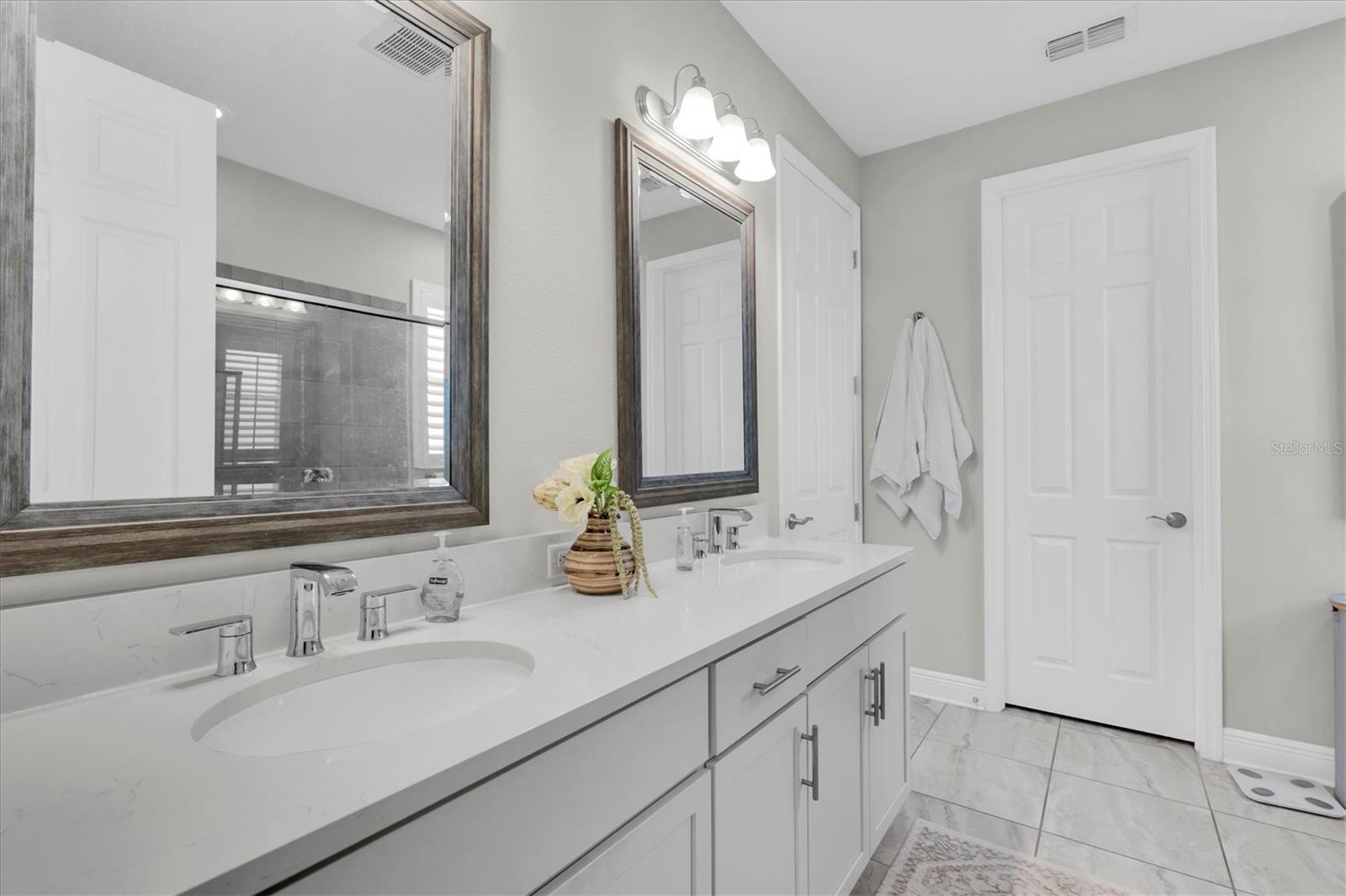3871 Night Star Trl Property Photo 23