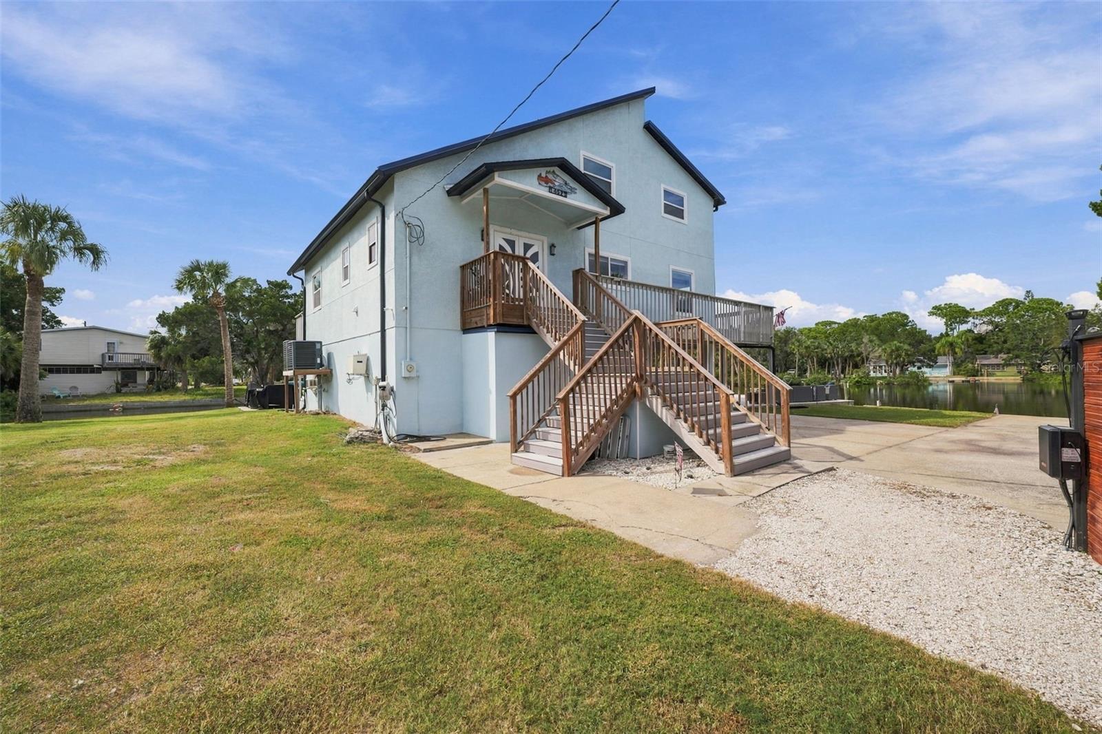 14523 Barlow Ln Property Photo 6