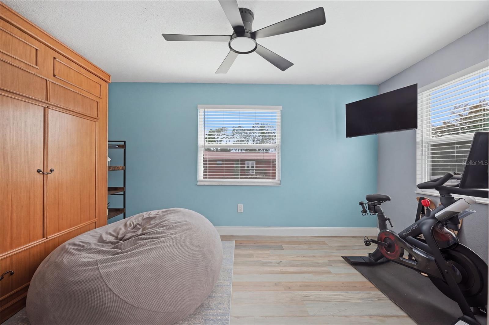 14523 Barlow Ln Property Photo 28