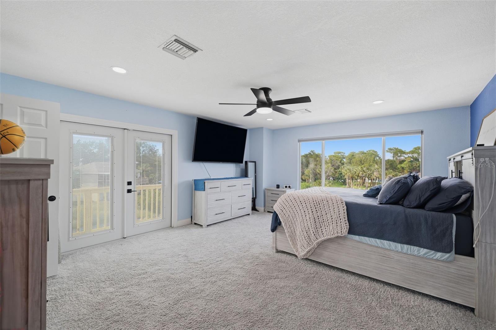 14523 Barlow Ln Property Photo 30