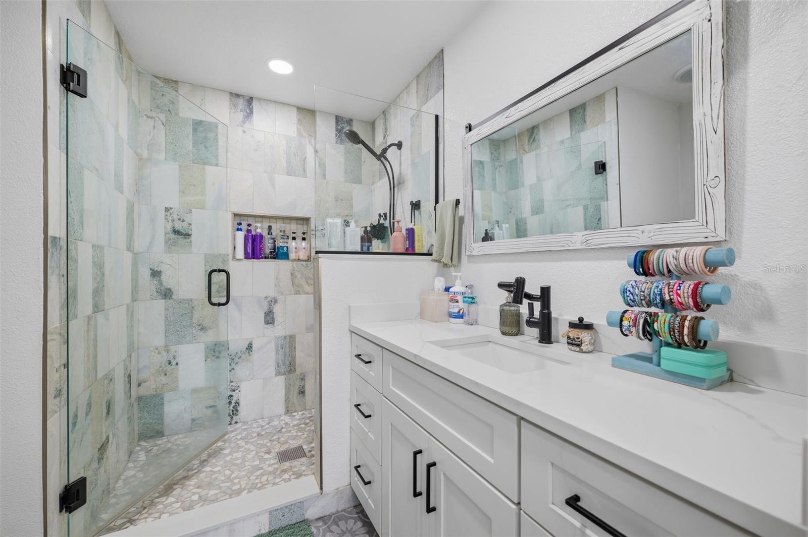14523 Barlow Ln Property Photo 33