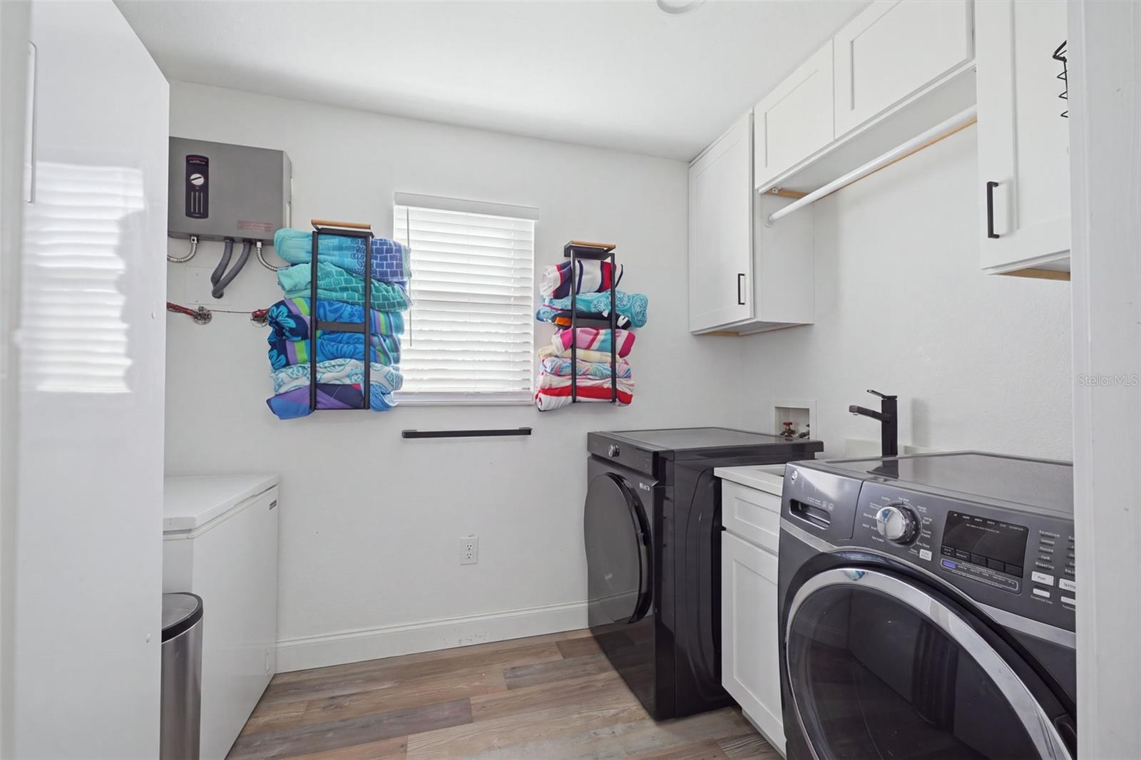 14523 Barlow Ln Property Photo 64